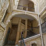 *appart 2 Chambres, Hypercentre, Emplacement N°1*
