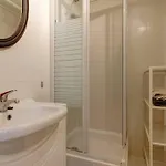 *appart 2 Chambres, Hypercentre, Emplacement N°1* شقة مونبيلييه
