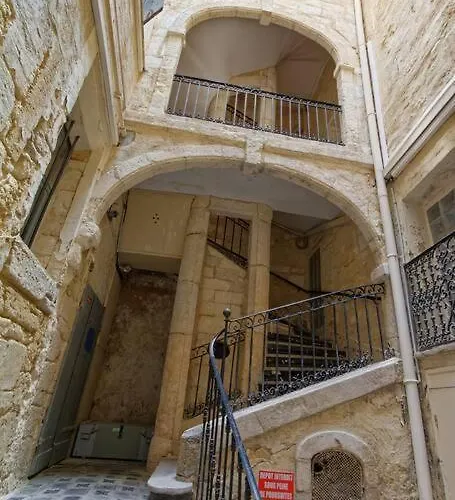 *appart 2 Chambres, Hypercentre, Emplacement N°1*
