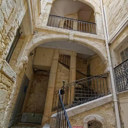 *appart 2 Chambres, Hypercentre, Emplacement N°1*