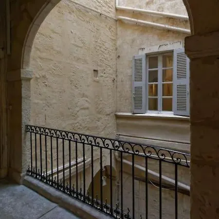 *appart 2 Chambres, Hypercentre, Emplacement N°1* Μονπελιέ