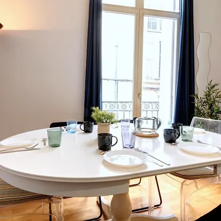 Διαμέρισμα *appart 2 Chambres, Hypercentre, Emplacement N°1* *