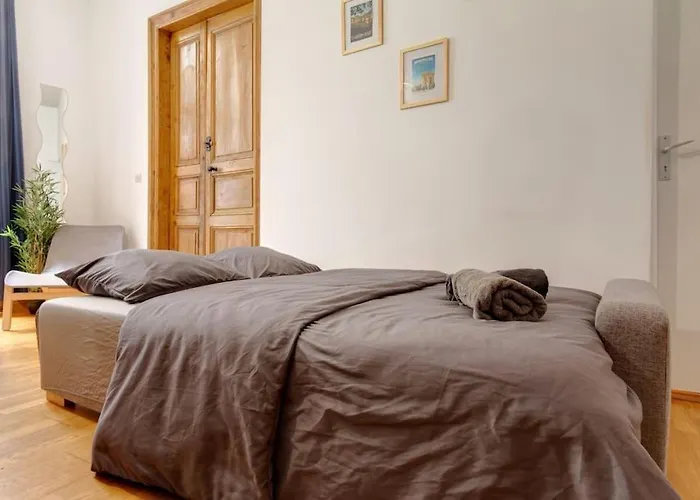 *appart 2 Chambres, Hypercentre, Emplacement N°1*